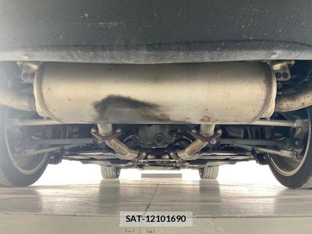 Nissan SKYLINE 2017-06 6998313-9