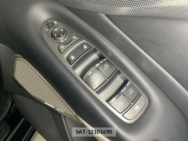 Nissan SKYLINE 2017-06 6998313-13
