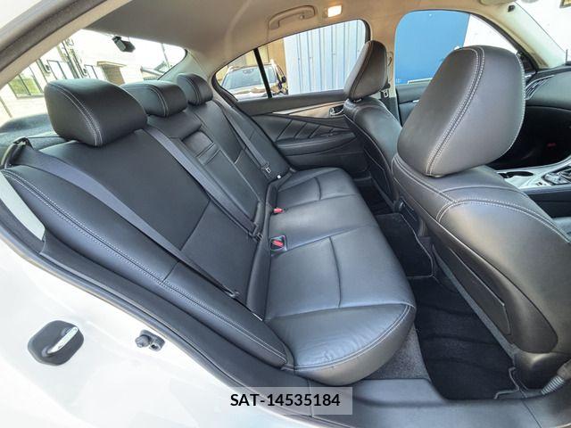 Nissan SKYLINE 2015-08 7021608-16