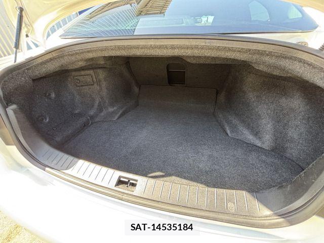 Nissan SKYLINE 2015-08 7021608-18