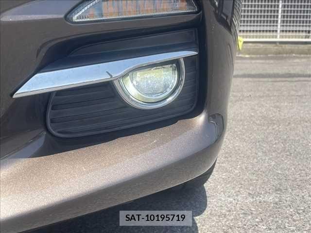 Nissan SKYLINE 2014-12 7060748-14