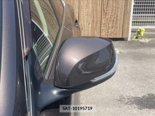 Nissan SKYLINE 2014-12 7060748-27
