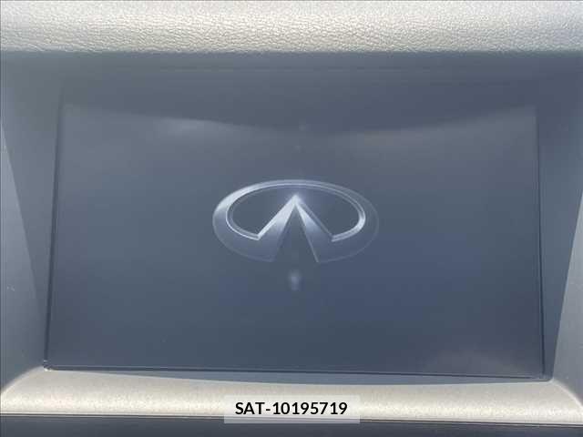 Nissan SKYLINE 2014-12 7060748-5