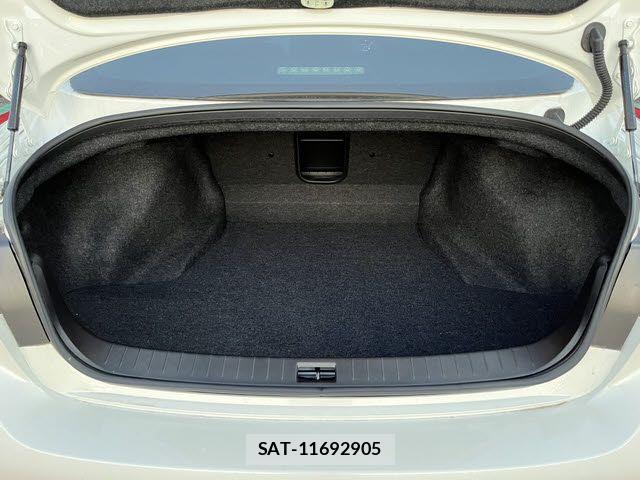 Nissan SKYLINE 2023-06 7225155-20