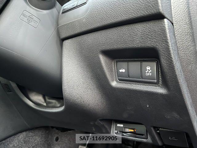 Nissan SKYLINE 2023-06 7225155-21