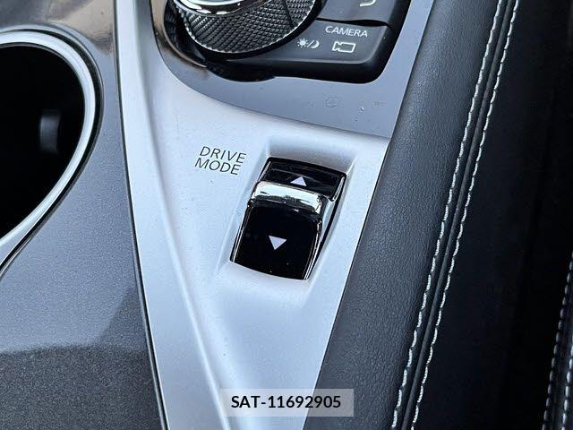 Nissan SKYLINE 2023-06 7225155-22