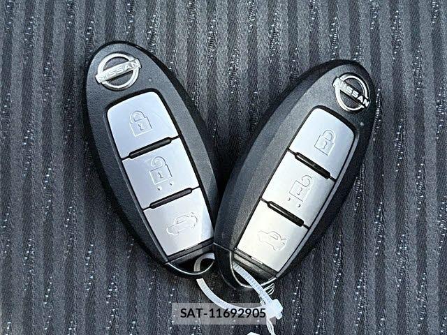 Nissan SKYLINE 2023-06 7225155-25