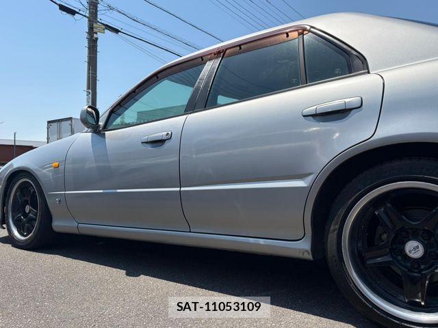 Nissan SKYLINE 1999-08 7225144-6
