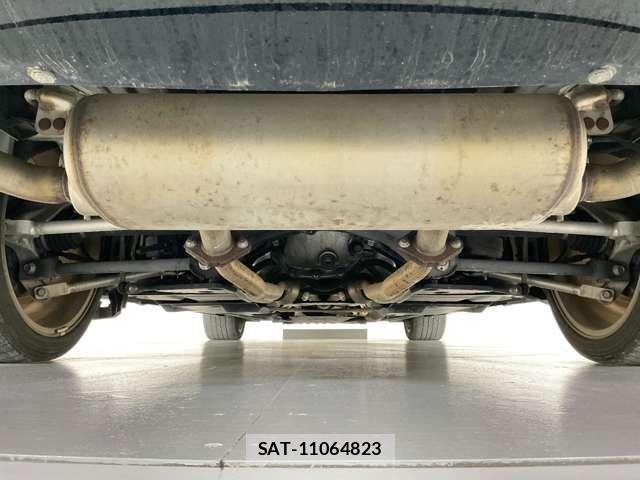 Nissan SKYLINE 2017-03 7272330-9