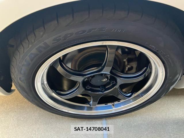 Nissan SKYLINE 2011-09 7330133-12