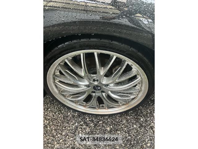 Nissan SKYLINE 2010-08 7359874-4