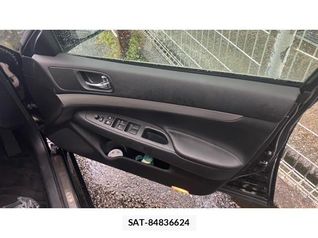 Nissan SKYLINE 2010-08 7359874-8