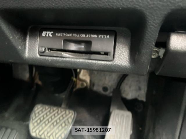 Nissan SKYLINE 2006-12 7457841-18