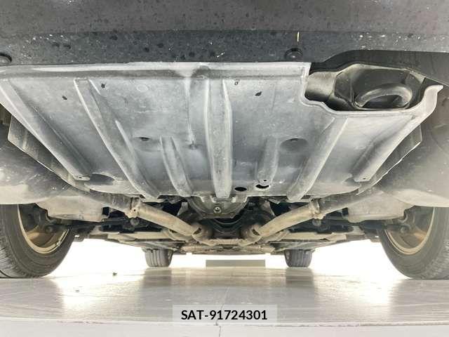 Nissan SKYLINE 2013-04 7457839-9