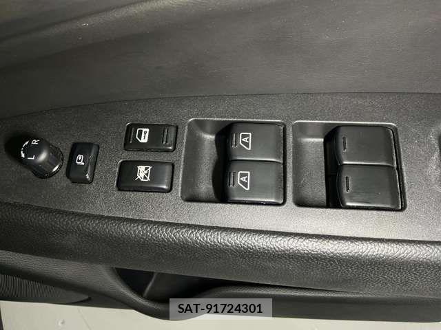 Nissan SKYLINE 2013-04 7457839-14
