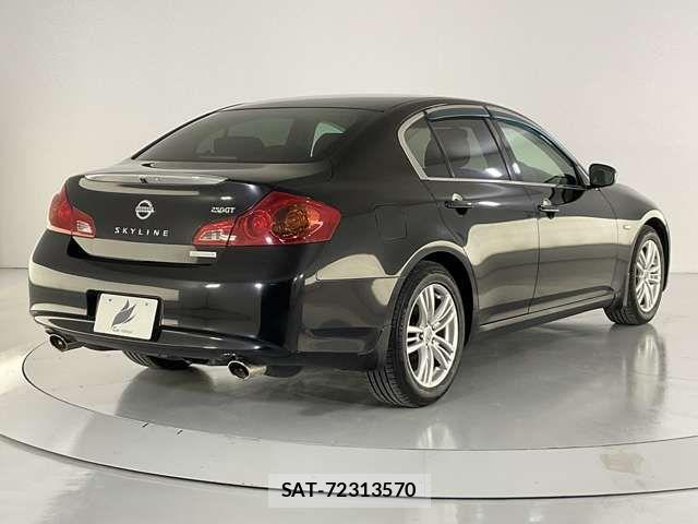 Nissan SKYLINE 2012-12 7562859-5