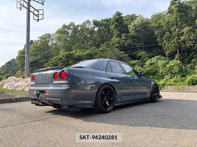Nissan SKYLINE 1999-03 7562857-8