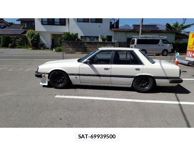 Nissan SKYLINE 1983-07 7620123-19