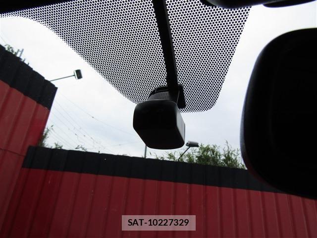 Nissan SKYLINE 2022-06 7620114-16