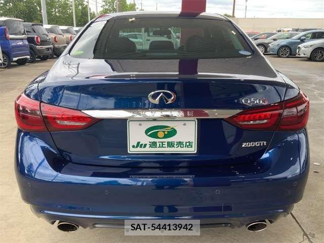 Nissan SKYLINE 2018-09 7620124-10