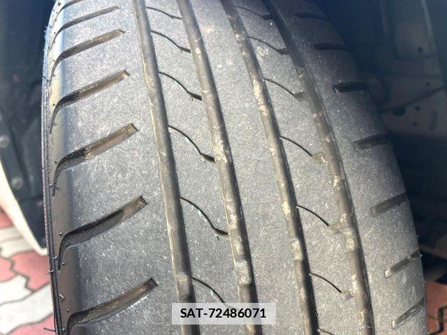 Nissan SKYLINE 2015-10 7789183-19