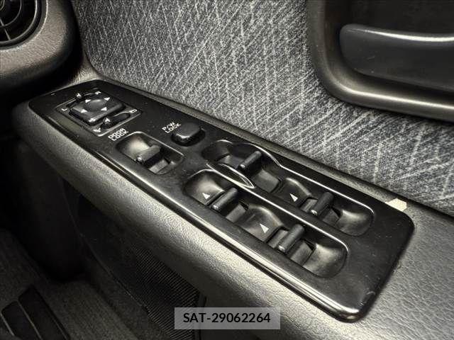 Nissan SKYLINE 1993-06 7879474-19