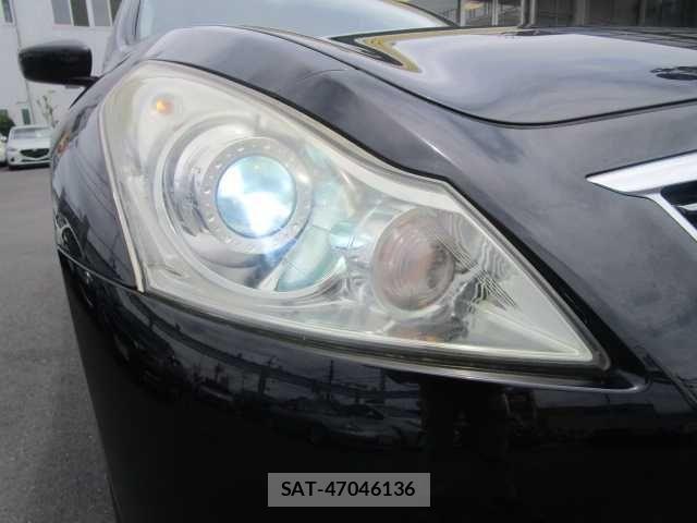 Nissan SKYLINE 2012-02 8038291-26