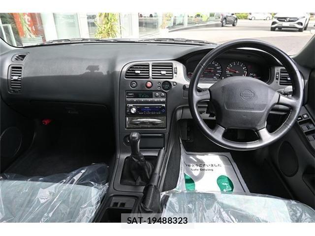 Nissan SKYLINE 1995-05 8101907-9