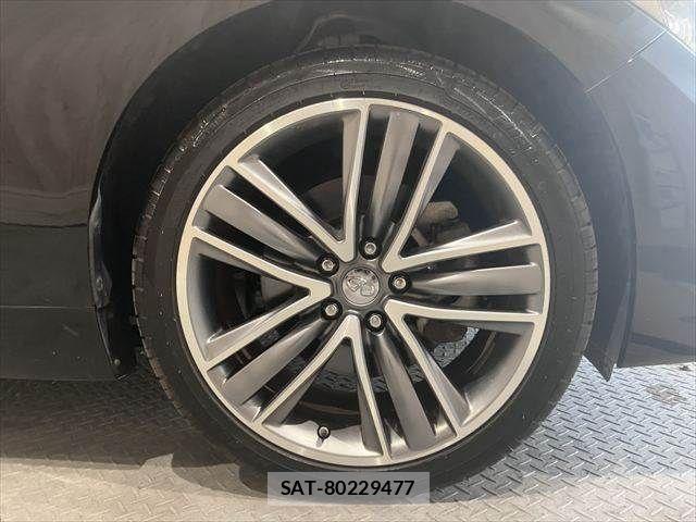 Nissan SKYLINE 2015-09 8101911-13