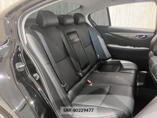 Nissan SKYLINE 2015-09 8101911-7