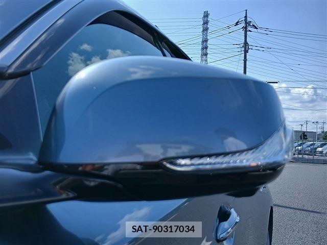 Nissan SKYLINE 2019-05 8101910-27