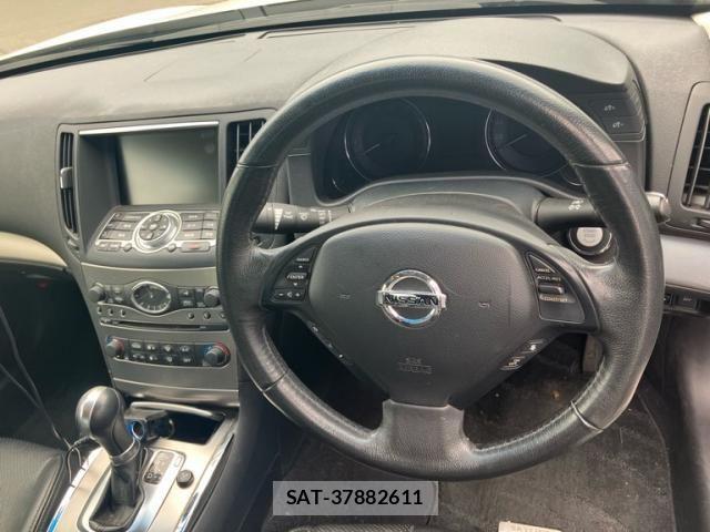 Nissan SKYLINE 2011-02 8101916-17
