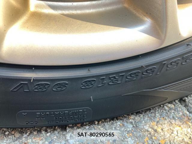 Nissan SKYLINE 2012-06 8132412-11