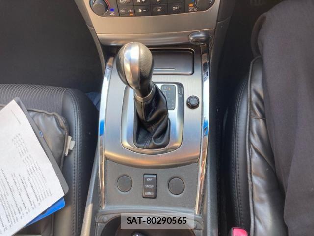 Nissan SKYLINE 2012-06 8132412-21