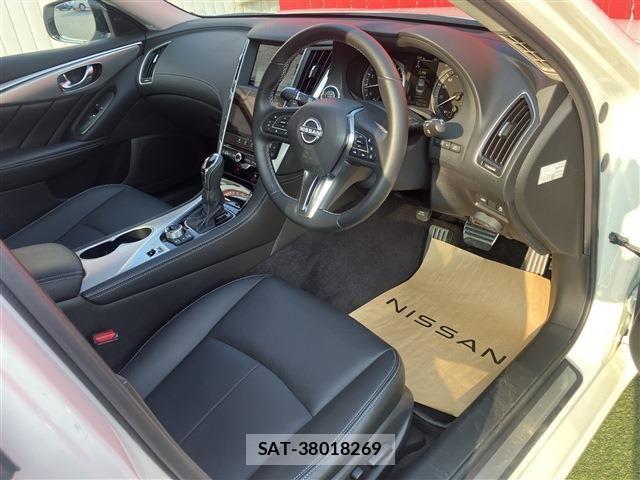 Nissan SKYLINE 2023-10 8146698-10