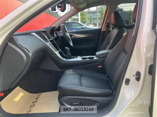 Nissan SKYLINE 2023-10 8146698-13