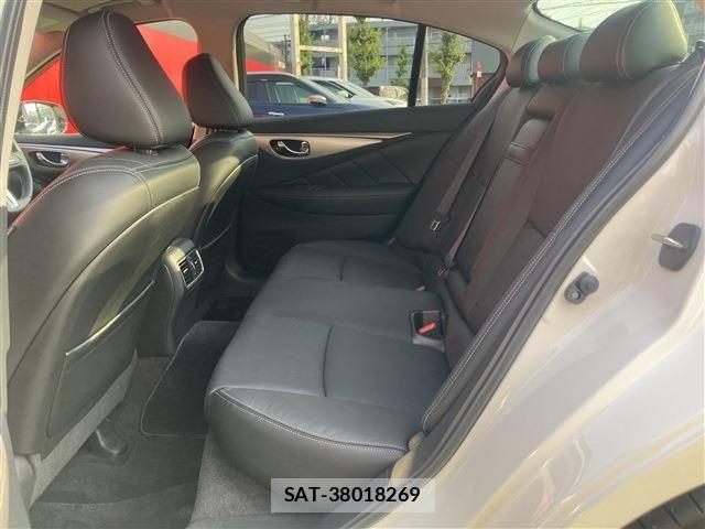Nissan SKYLINE 2023-10 8146698-14