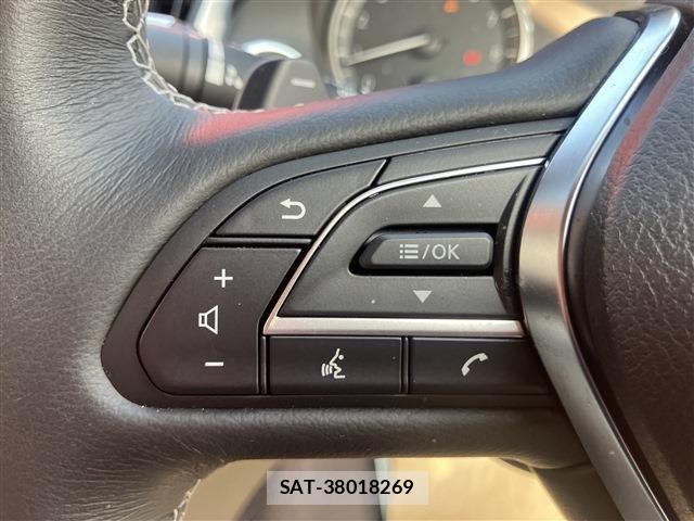 Nissan SKYLINE 2023-10 8146698-25