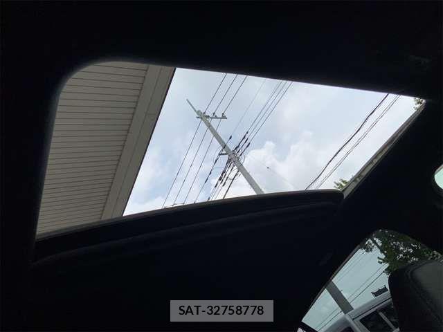 Nissan SKYLINE 2017-05 8159236-2