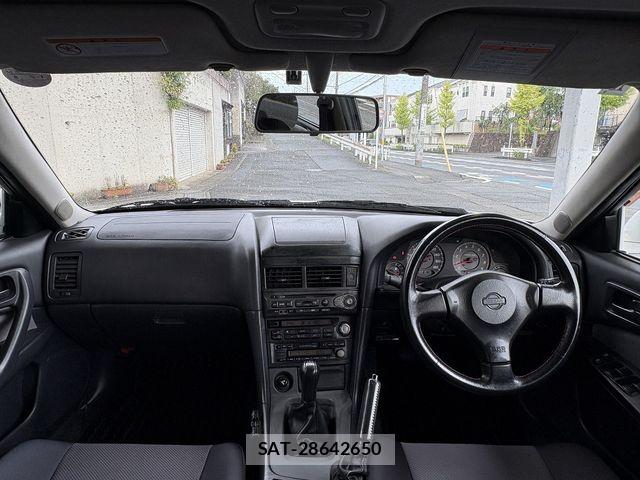 Nissan SKYLINE 1998-10 8210218-1