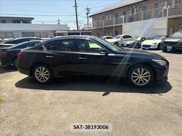 Nissan SKYLINE 2015-06 8210223-15
