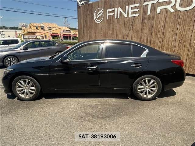 Nissan SKYLINE 2015-06 8210223-19