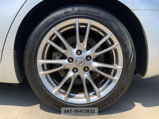 Nissan SKYLINE 2012-09 8210224-16
