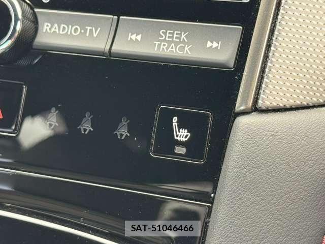 Nissan SKYLINE 2021-10 8210219-12