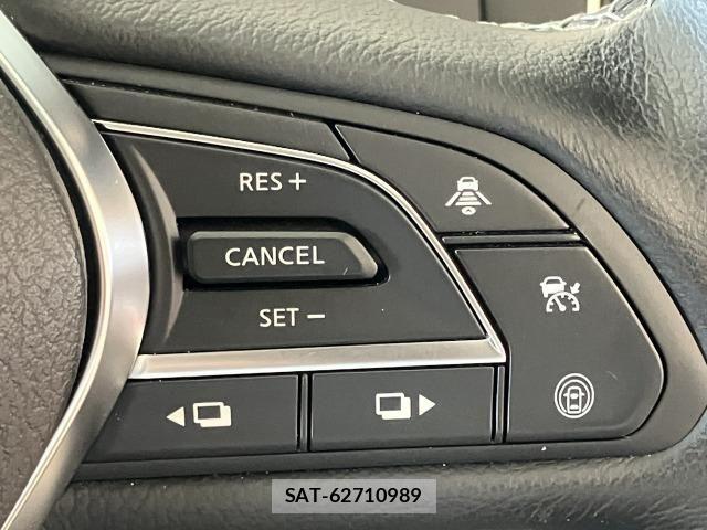 Nissan SKYLINE 2022-04 8210220-6