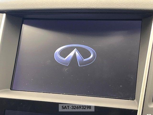 Nissan SKYLINE 2017-07 8231776-2