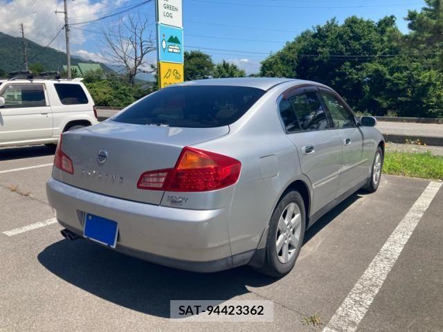 Nissan SKYLINE 2003-07 8231780-3