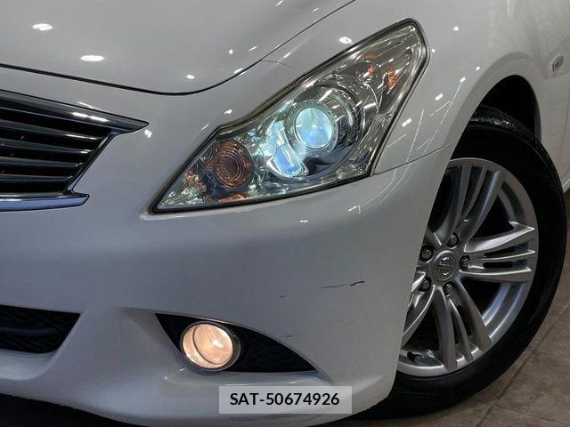 Nissan SKYLINE 2011-05 8246705-11