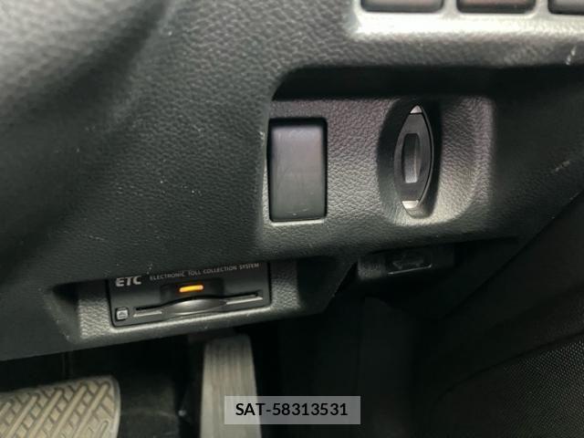Nissan SKYLINE 2010-06 8317097-23