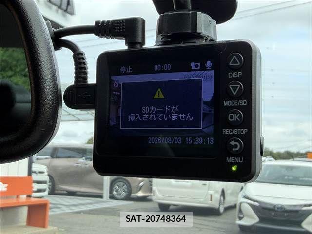 Nissan SKYLINE 2016-02 8337897-16